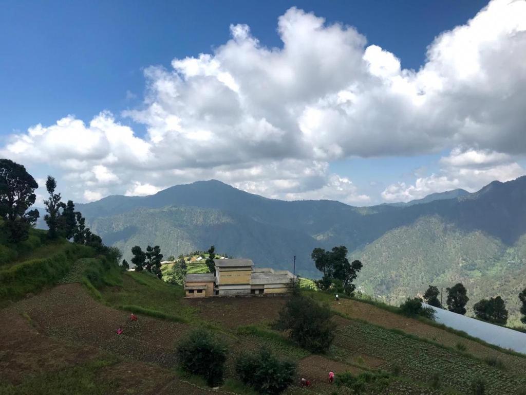 Green View Resort New Tehri Exterior photo